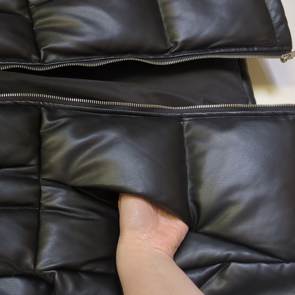 Circle Of Trust Stella Bodywarmer Sleeveless Vegan Leather Oversized Puffer Vest - Picture 15 of 17